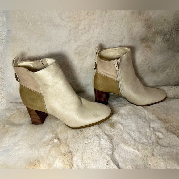 Life Stride Shoes - New Life Stride Women's Foxy Ankle Bootie Almonds 7.5